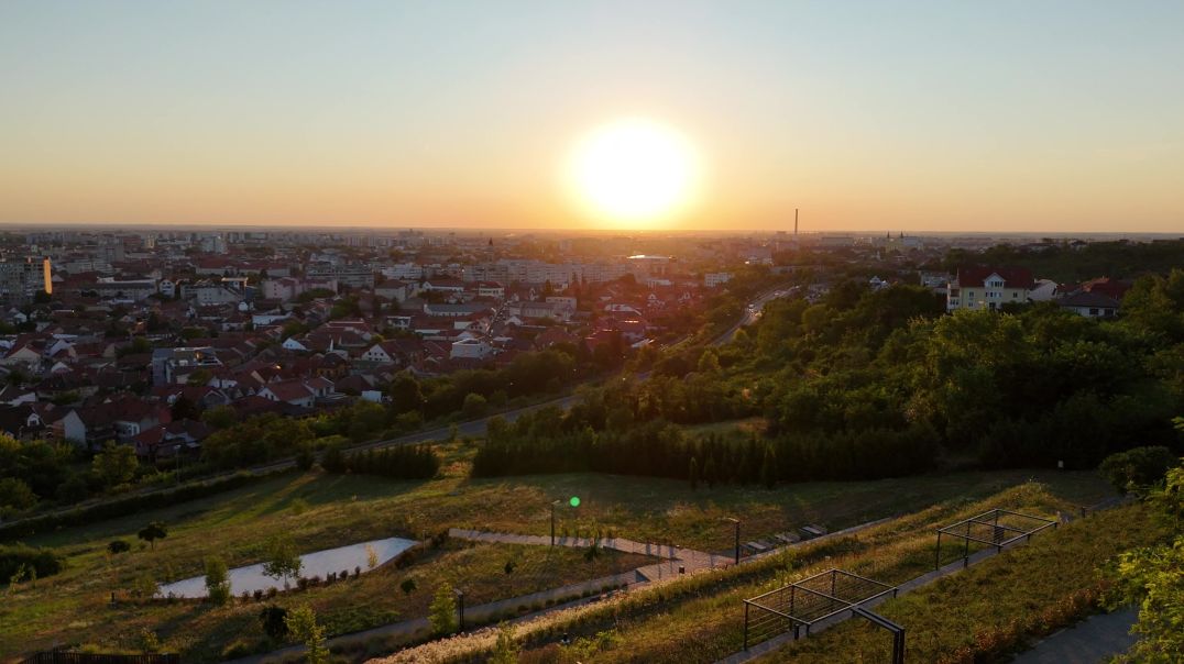 ⁣Oradea   Ciuperca   Apus